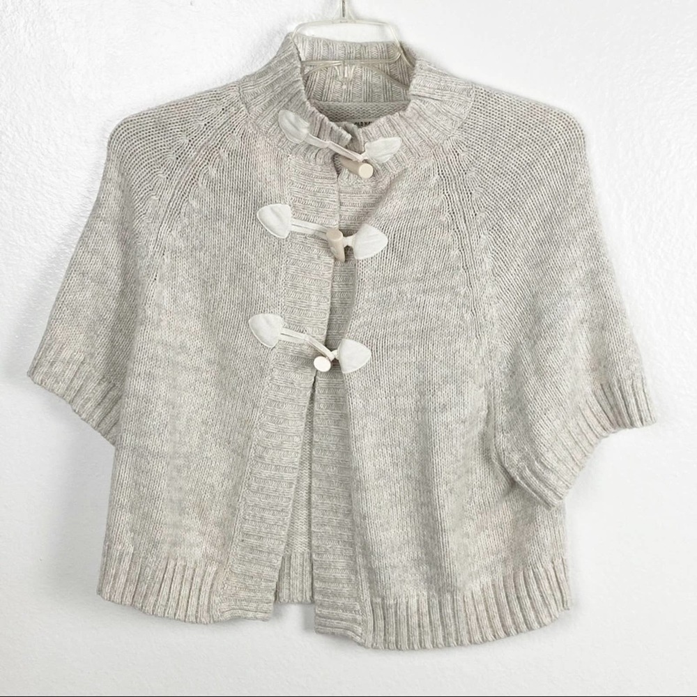 OLD NAVY Cream Knit Short Sleeves Toggle Closure Cardigan Small Neutral Boho